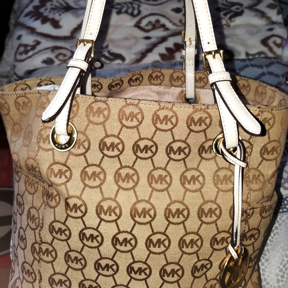 MK shoulder bag